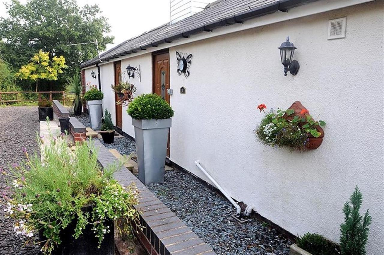 Little Rushbrook Cottages Tanworth Room photo