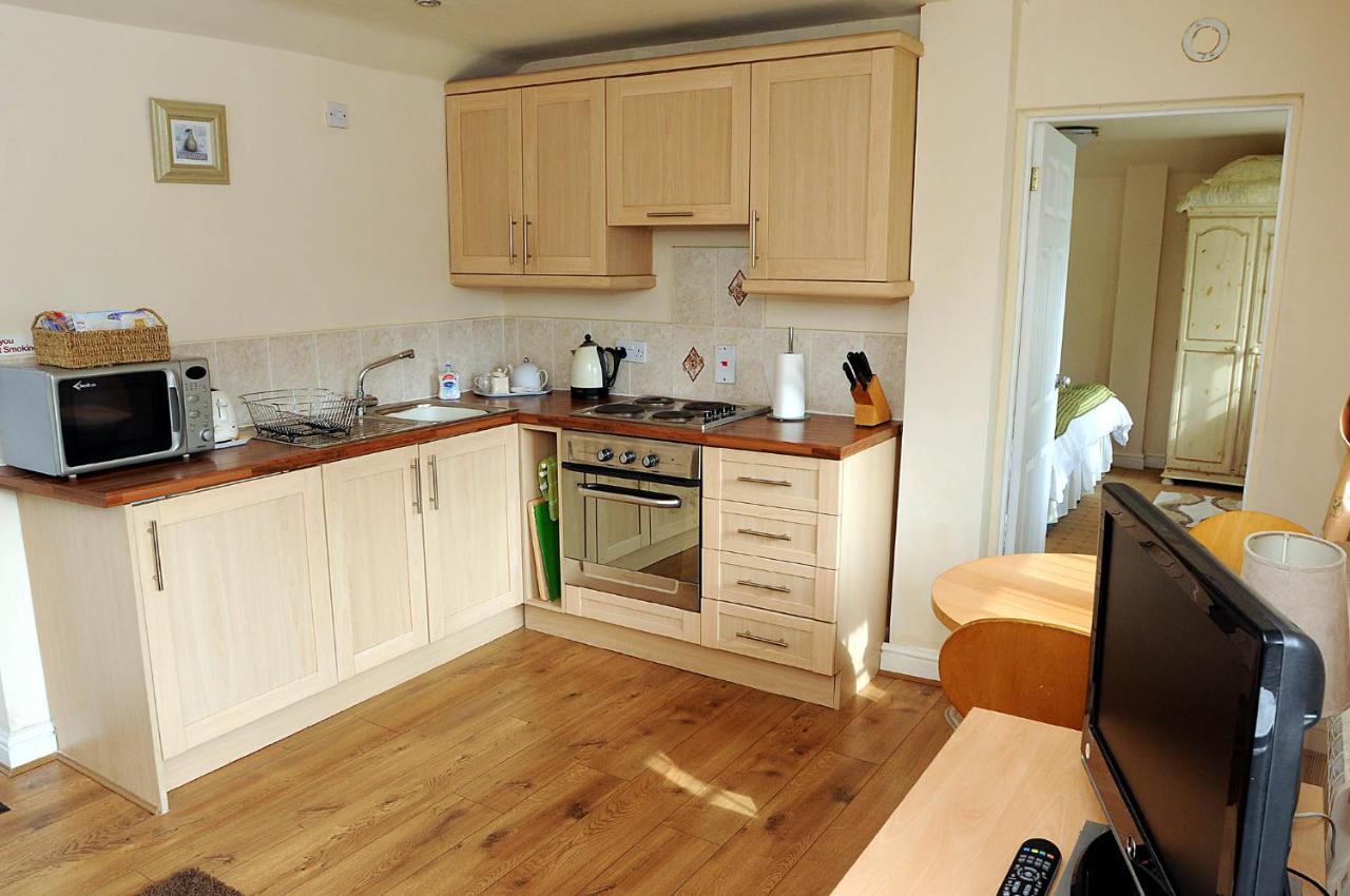 Little Rushbrook Cottages Tanworth Exterior photo