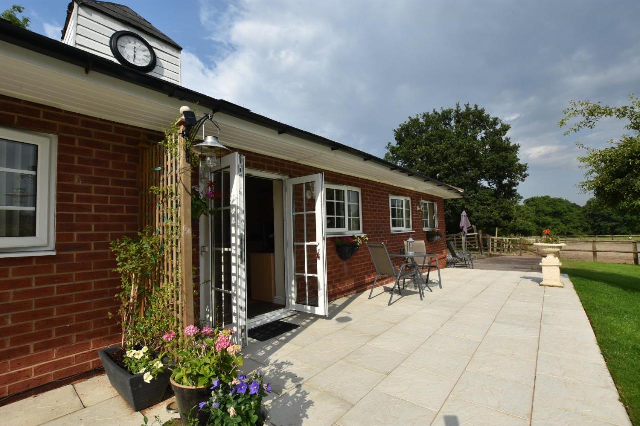 Little Rushbrook Cottages Tanworth Exterior photo