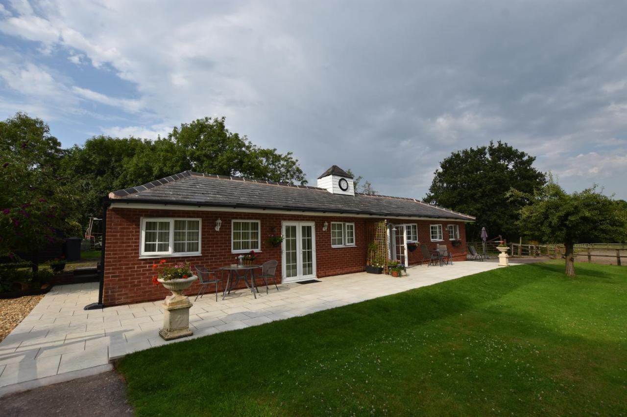 Little Rushbrook Cottages Tanworth Exterior photo